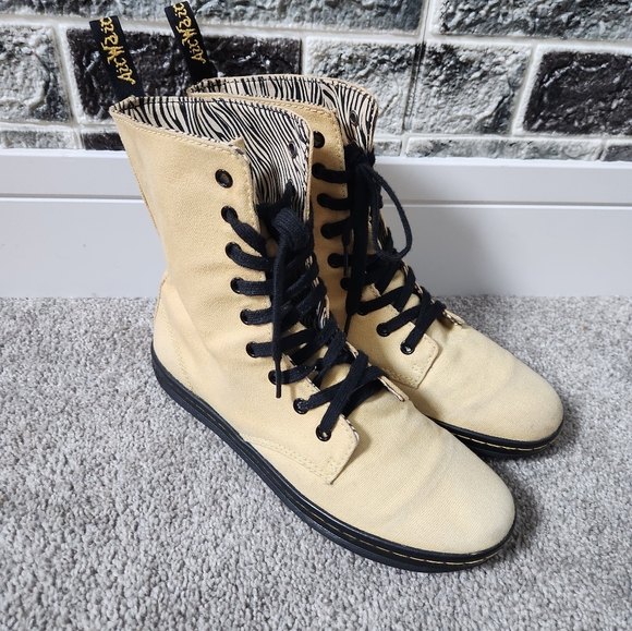 Dr Martens Stratford Women's Yellow Boots Size 9 - Picture 6 of 10